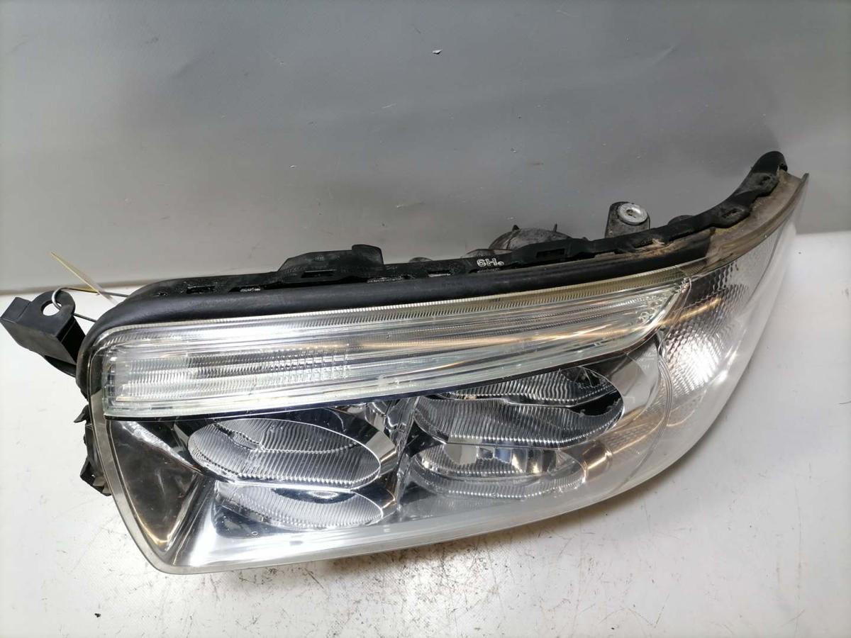 Subaru Forester SG original Scheinwerfer vorn links Halogen Facelift Bj.2007
